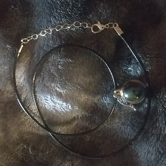 Necklace - Picture 3 of 3